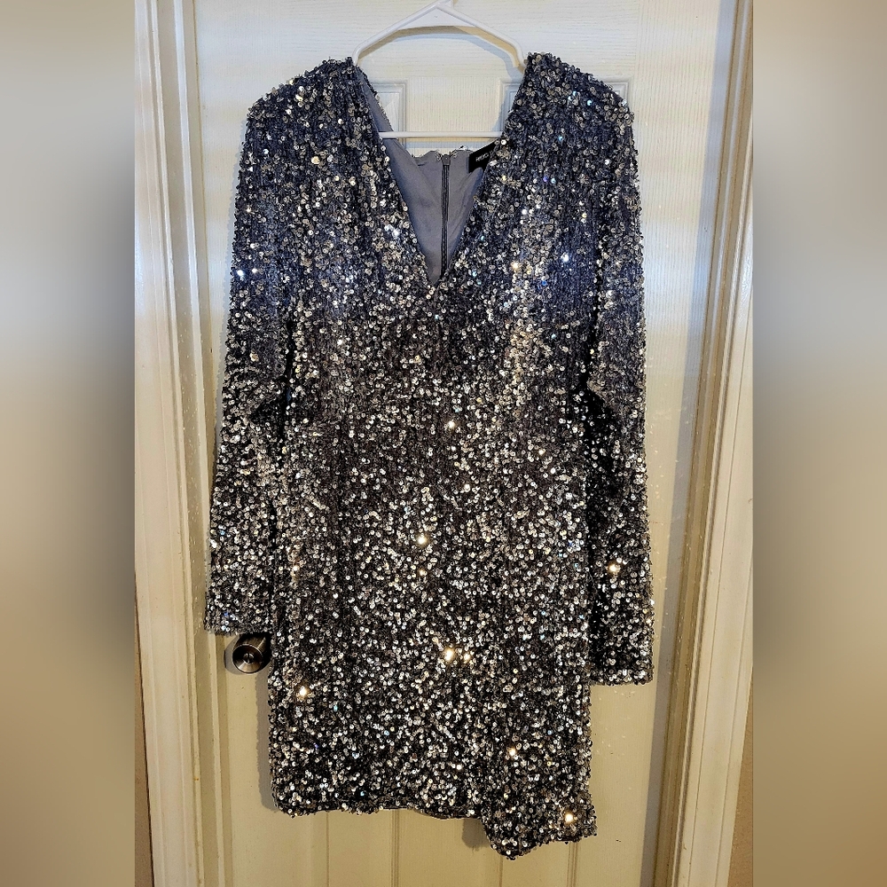Forever 21 Sparkling Sequin Dress